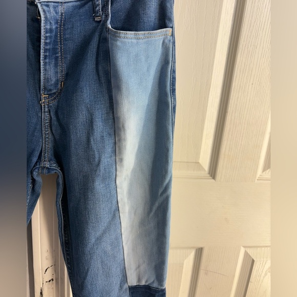 Hollister Blue Flare Wide Leg Jeans with Distressed Details - Picture 4 of 4